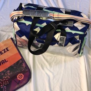 LULULEMON Seawheeze Yoga On The Run Duffel Bag